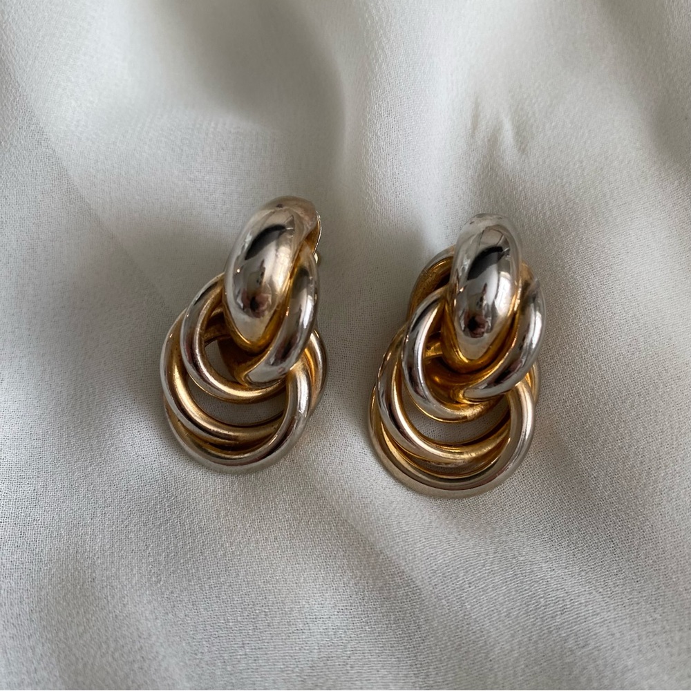 Vtg Mixed Metal Interlocking Loop Statement Earri… - image 1
